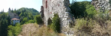 Chiesa di Sant'Eugenio e le rovine del castello